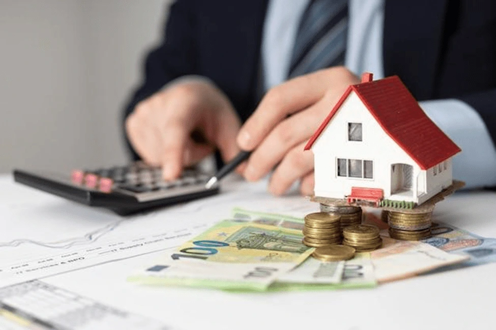 Mortgage adviser with best mortgage provider UK