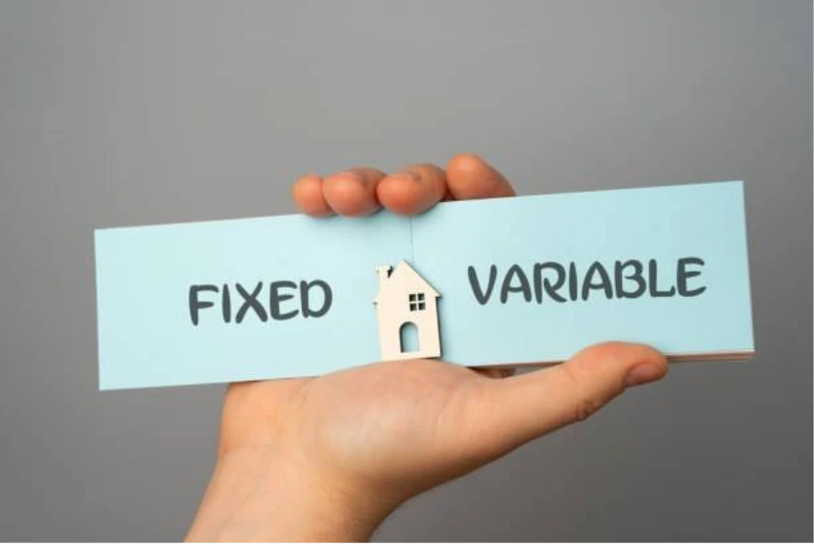 fixed vs variable mortgage rates comparison illustrating the choice borrowers face when a fixed rate mortgage ends