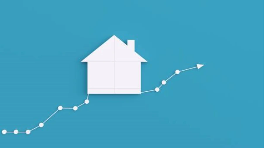 House graphic with upward trend line illustrating UK mortgage rate outlook and market trends for 2026